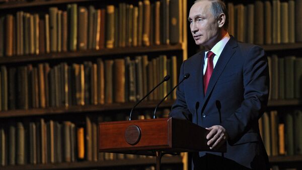 Russian President Vladimir Putin speaks at the ceremony closing the Year of Literature and opening the Year of Cinema at the State Academic Mariinsky Theater's Second Stage, December 14, 2015 - Sputnik International