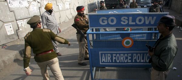File Photo: Indian security personnel place a barricade on a road outside the Indian Air Force (IAF) base at Pathankot in Punjab, India, January 3, 2016 File Photo: Indian security personnel place a barricade on a road outside the Indian Air Force (IAF) base at Pathankot in Punjab, India, January 3, 2016 - Sputnik International