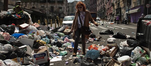 Garbage crisis in Naples, Italy - Sputnik International