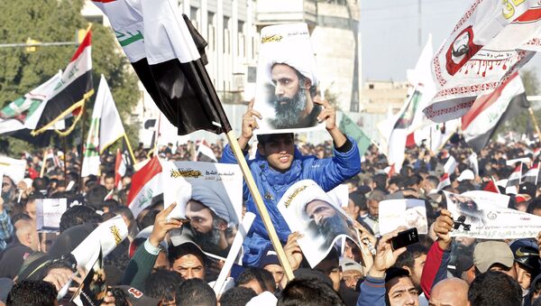 Supporters of Shi'ite cleric Moqtada al-Sadr protest against the execution of Shi'ite Muslim cleric Nimr al-Nimr in Saudi Arabia, during a demonstration in Baghdad January 4, 2016 - Sputnik International