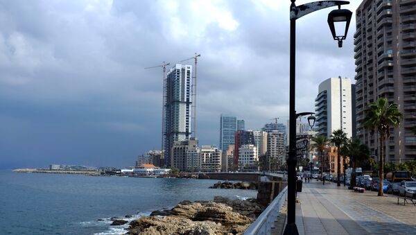 The skyline of Beirut's corniche is seen on October 7, 2015 - Sputnik International