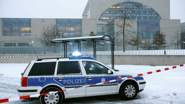 A police car is parked in front of the chancellory in Berlin, Germany on January 6, 2016 - Sputnik International