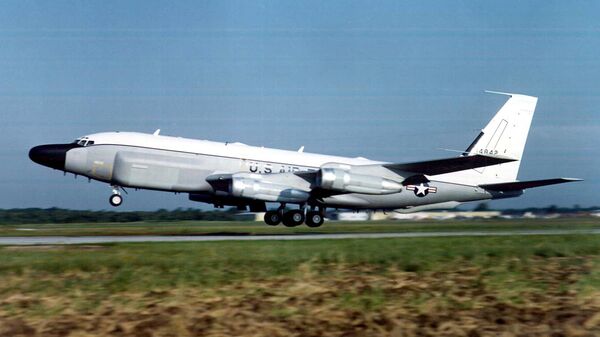 US Air Force RC-135 surveillance plane - Sputnik International