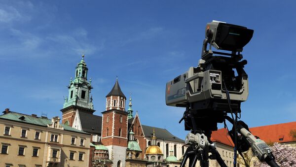 A TV camera overlooks the Wawel castle, Poland - Sputnik International