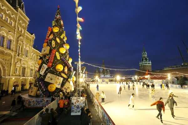 Winter Delight: Ice Skating Rinks Across the World - Sputnik International