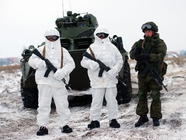 Servicemen of the Central Military District's peace-keeping unit hold a tactical exercise using the Ratnik battlesuits. File photo Servicemen of the Central Military District's peace-keeping unit hold a tactical exercise using the Ratnik battlesuits. File photo - Sputnik International