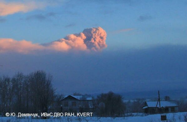 Ash plumes from the Shiveluch Volcano rose above clouds in its most recent eruption, photographed by researcher Yuri Demyanchuk, of the Institute of Volcanology and Seismology on January 10, 2016. Used with permission. Ash plumes from the Shiveluch Volcano rose above clouds in its most recent eruption, photographed by researcher Yuri Demyanchuk, of the Institute of Volcanology and Seismology on January 10, 2016. Used with permission. - Sputnik International
