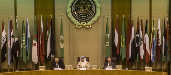 Emirati Foreign Minister Sheikh Abdullah bin Zayed al-Nahyan (C), Arab League chief Nabil al-Arabi (L), and Arab League deputy Ahmed bin Helli (R) attend an emergency meeting of Arab foreign ministers in the Egyptian capital Cairo on January 10, 2016 Emirati Foreign Minister Sheikh Abdullah bin Zayed al-Nahyan (C), Arab League chief Nabil al-Arabi (L), and Arab League deputy Ahmed bin Helli (R) attend an emergency meeting of Arab foreign ministers in the Egyptian capital Cairo on January 10, 2016 - Sputnik International
