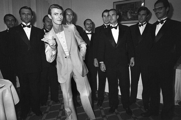 British singer David Bowie poses during the 31th Cannes Film Festival on May 30, 1978 British singer David Bowie poses during the 31th Cannes Film Festival on May 30, 1978 - Sputnik International