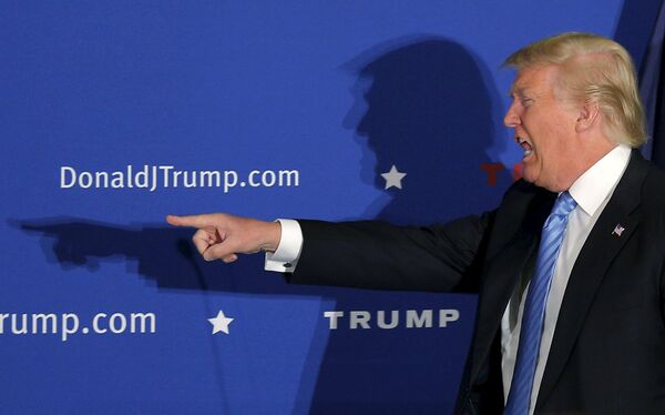 US Republican presidential candidate Donald Trump takes the stage at a campaign rally in Windham, New Hampshire, January 11, 2016. US Republican presidential candidate Donald Trump takes the stage at a campaign rally in Windham, New Hampshire, January 11, 2016. - Sputnik International