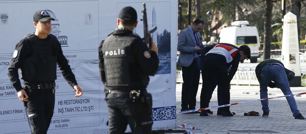 Police secure the area after an explosion in central Istanbul, Turkey January 12, 2016 Police secure the area after an explosion in central Istanbul, Turkey January 12, 2016 - Sputnik International