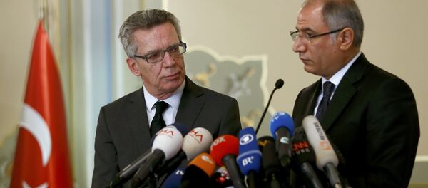 Turkish Interior Minister Efkan Ala (R) and his German counterpart Thomas De Maiziere address a joint news confernence in Istanbul, Turkey January 13, 2016. Turkish Interior Minister Efkan Ala (R) and his German counterpart Thomas De Maiziere address a joint news confernence in Istanbul, Turkey January 13, 2016. - Sputnik International