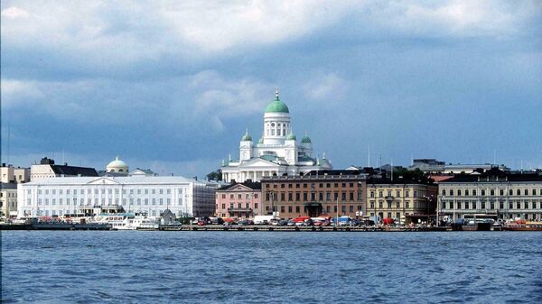 A view from the sea to the harbour and market place of Helsinki - Sputnik International