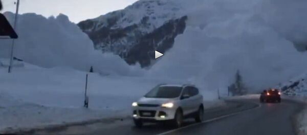 Avalanche Swiss Alps Avalanche Swiss Alps - Sputnik International