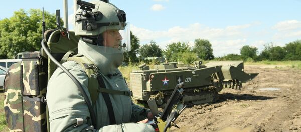 State-of-the-art robotic demining systems have been put into service at Russia's Southern Military District, news reports said - Sputnik International
