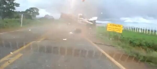 Driver ejected like a mortar after losing control of vehicle Driver ejected like a mortar after losing control of vehicle - Sputnik International