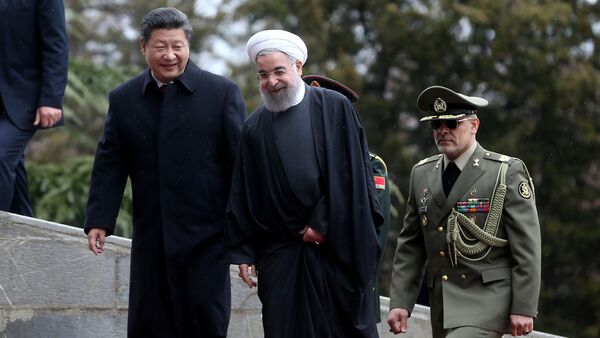 Chinese President Xi Jinping, left, is welcomed by Iranian President Hassan Rouhani during his official arrival ceremony at the Saadabad Palace in Tehran, Iran, Saturday, Jan. 23, 2016. - Sputnik International