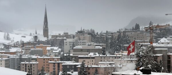 The Alpine resort of Davos is seen under show during the World Economic Forum annual meeting on January 23, 2016 - Sputnik International