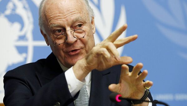 U.N. mediator for Syria Staffan de Mistura gestures during a news conference at the United Nations in Geneva, Switzerland January 25, 2016 - Sputnik International