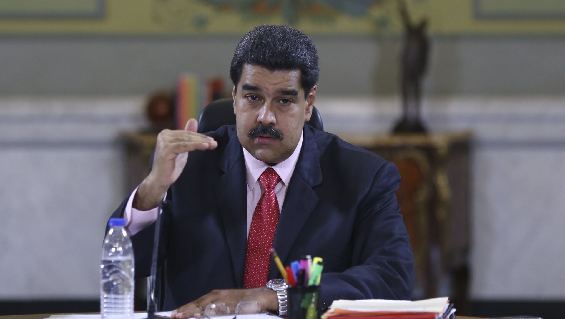Venezuelas President Threatens To Seize Factories With Halted Production 15052016 Sputnik 
