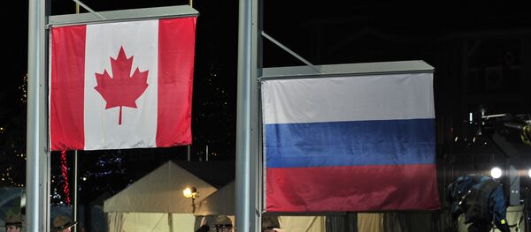 Canadian and  Russian flags - Sputnik International