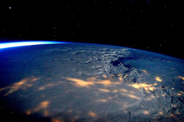 Вид из космоса на снежную бурю в США - Sputnik International
