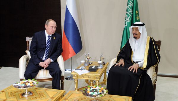November 16, 2015.Vladimir Putin, left, President of the Russian Federation, with Salman bin Abdulaziz Al Saud, King of Saudi Arabia and Chairman of the Saudi Council of Ministers, during a meeting on the sidelines of the Group of 20 summit in Antalya, Turkey. - Sputnik International