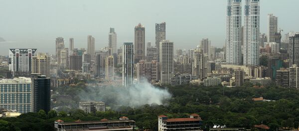 High-rise buildings are seen dotting the skyline of the Indian city of Mumbai on July 15, 2015 - Sputnik International