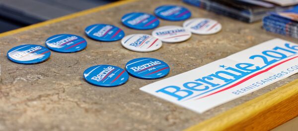 Rights Group Slams US University for Ban on Students Campaigning for Bernie - Sputnik International