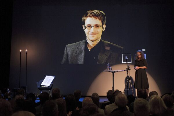 A chair is pictured on stage as former U.S. National Security Agency contractor Edward Snowden is awarded the Bjornson prize Molde, Norway, in this September 5, 2015 file photo A chair is pictured on stage as former U.S. National Security Agency contractor Edward Snowden is awarded the Bjornson prize Molde, Norway, in this September 5, 2015 file photo - Sputnik International