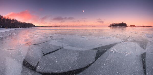 The dramatic frozen countryside of Belarus. - Sputnik International