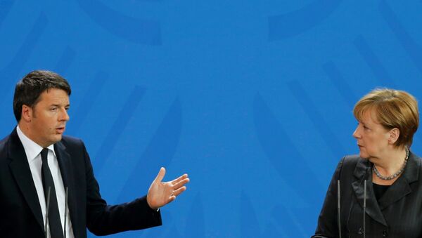 German Chancellor Angela Merkel and Italian Prime Minister Matteo Renzi address a news conference at the Chancellery in Berlin, Germany, January 29, 2016. - Sputnik International