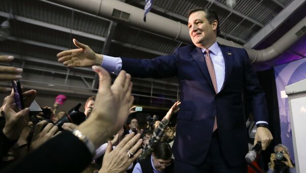 Republican presidential candidate, Sen. Ted Cruz, R-Texas, greets supporters during a caucus night rally, Monday, Feb. 1, 2016, in Des Moines, Iowa - Sputnik International