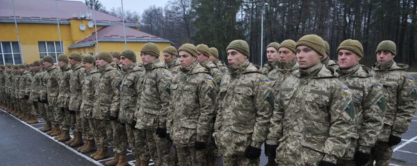 Ukrainian servicemen at the opening of a multinational training of Ukrainian Armed Forces units held on the territory of the International Peacekeeping and Security Centre of the National Hetman Petro Sahaidachnyi Land Forces Academy in Lviv Region Ukrainian servicemen at the opening of a multinational training of Ukrainian Armed Forces units held on the territory of the International Peacekeeping and Security Centre of the National Hetman Petro Sahaidachnyi Land Forces Academy in Lviv Region - Sputnik International