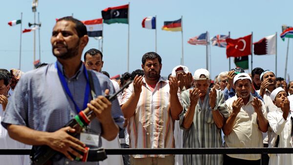 Libyans pray during Friday prayers, in the rebel-held Benghazi, Libya, Friday, July 8, 2011. - Sputnik International