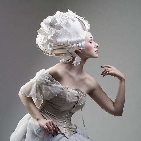 Extraordinary Paper Art: Baroque Wigs and Wedding Dresses - Sputnik International
