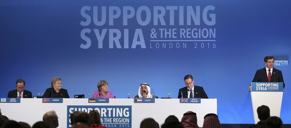 United Nations Secretary-General Ban Ki-moon, Norway's Prime Minister Erna Solberg, German Chancellor Angela Merkel, the Emir of Kuwait, Sheikh Sabah al-Ahmad al-Sabah and Britain's Prime Minister David Cameron (L-R) listen as Turkish Prime Minister Ahmet Davutoglu speaks at the donors Conference for Syria in London, Britain February 4, 2016 - Sputnik International