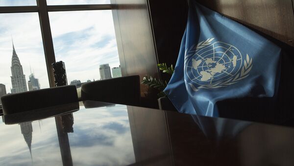 A United Nations flag is seen at U.N. Headquarters in New York September 25, 2013 - Sputnik International