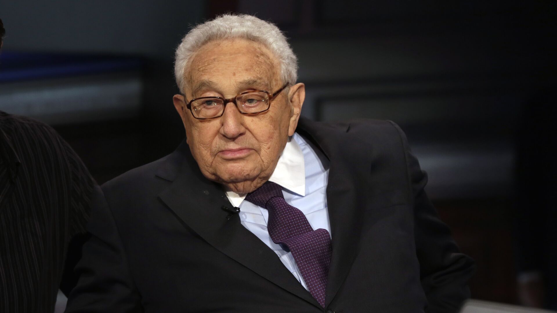 Former U.S. Secretary of State Henry Kissinger is interviewed by Neil Cavuto on his Cavuto Coast to Coast program, on the Fox Business Network, in New York, Friday, June 5, 2015 - Sputnik International, 1920, 23.05.2022