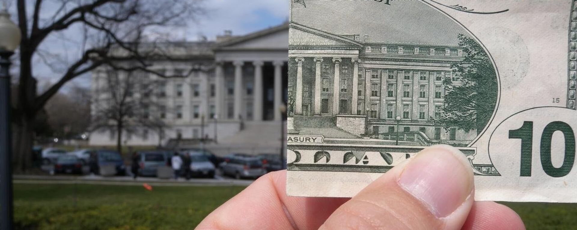 $10 and the US Treasury - Sputnik International, 1920, 02.01.2025