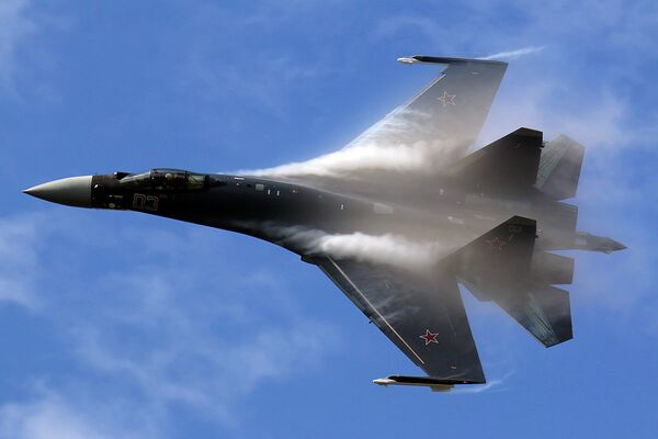 Su-35 super maneuverable multirole fighter Su-35 super maneuverable multirole fighter - Sputnik International