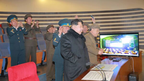 North Korean leader Kim Jong Un reacts as he watches a long range rocket launch in this undated photo released by North Korea's Korean Central News Agency (KCNA) in Pyongyang February 7, 2016. - Sputnik International
