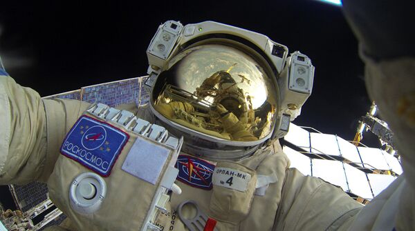 Out of This World! Amazing Photos Taken By Two Russian Cosmonauts - Sputnik International
