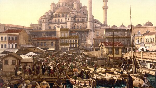 Yeni Cami and Eminonu bazaar, Constantinople - Sputnik International