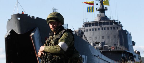 A marine participates in a training exercise on the shore of the Kamchatka Peninsula. File photo - Sputnik International
