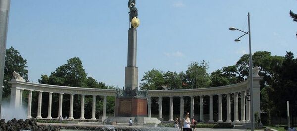 Monument to Soviet soldiers Monument to Soviet soldiers - Sputnik International