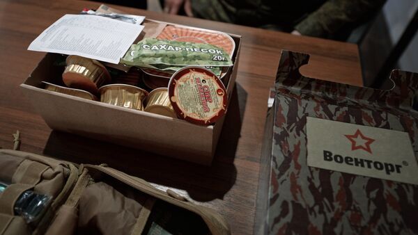 K-rations on display during Draftee Day at a Russian Interior Ministry Troops unit in Yekaterinburg - Sputnik International