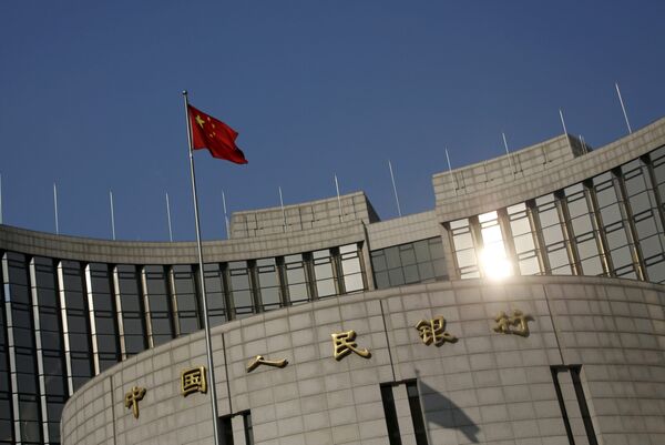 How AIIB's Local-Currency Lending & China's Alternative to SWIFT Help Flee the Dollar How AIIB's Local-Currency Lending & China's Alternative to SWIFT Help Flee the Dollar - Sputnik International