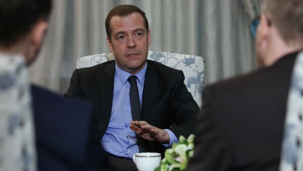 Prime Minister Medvedev gives interview to German daily Handelsblatt - Sputnik International