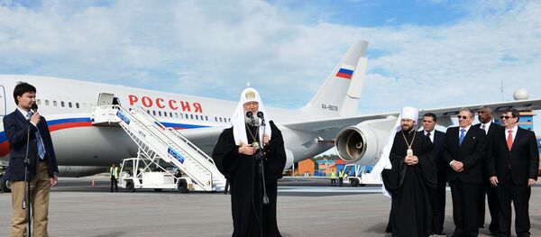 Patriarch of Moscow and All Russia Kirill (center) at Havana airport Patriarch of Moscow and All Russia Kirill (center) at Havana airport - Sputnik International